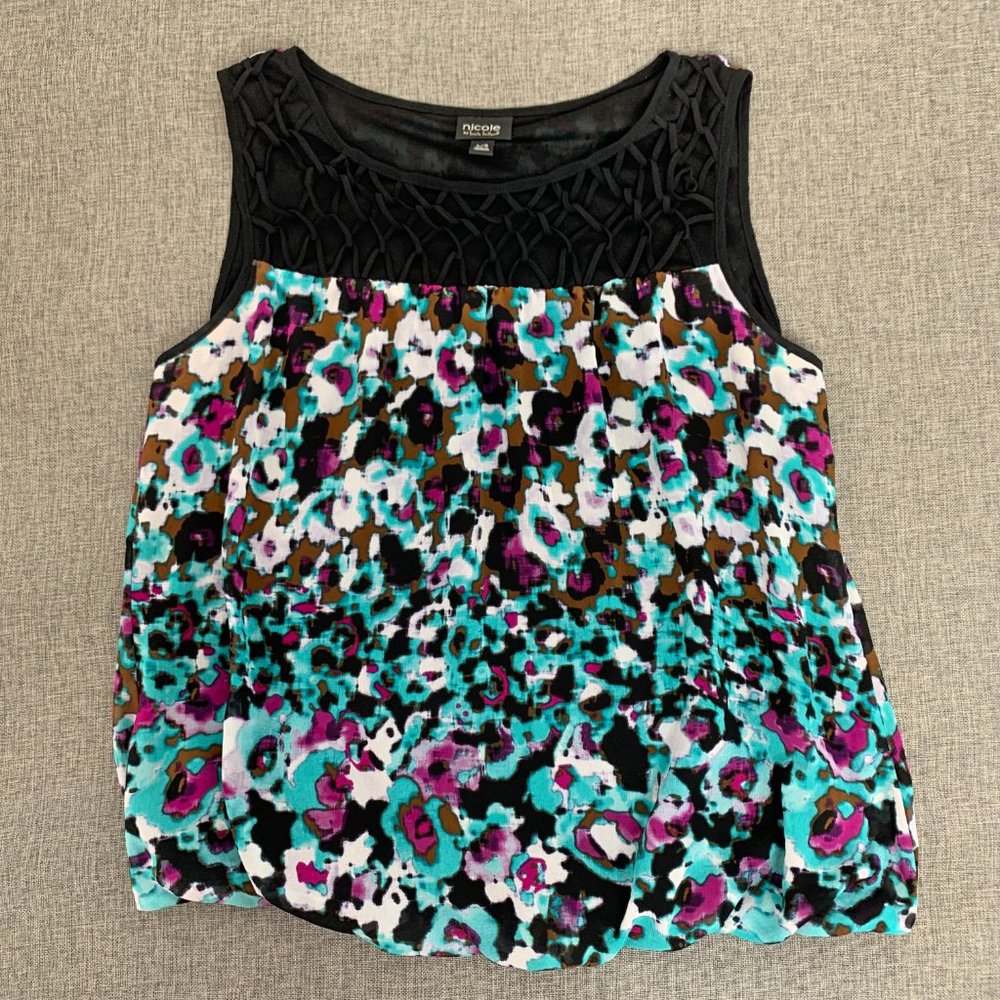 Nicole by Nicole Miller Cute Pleated Blouse Sleeveless Large Abstract Art Black‎